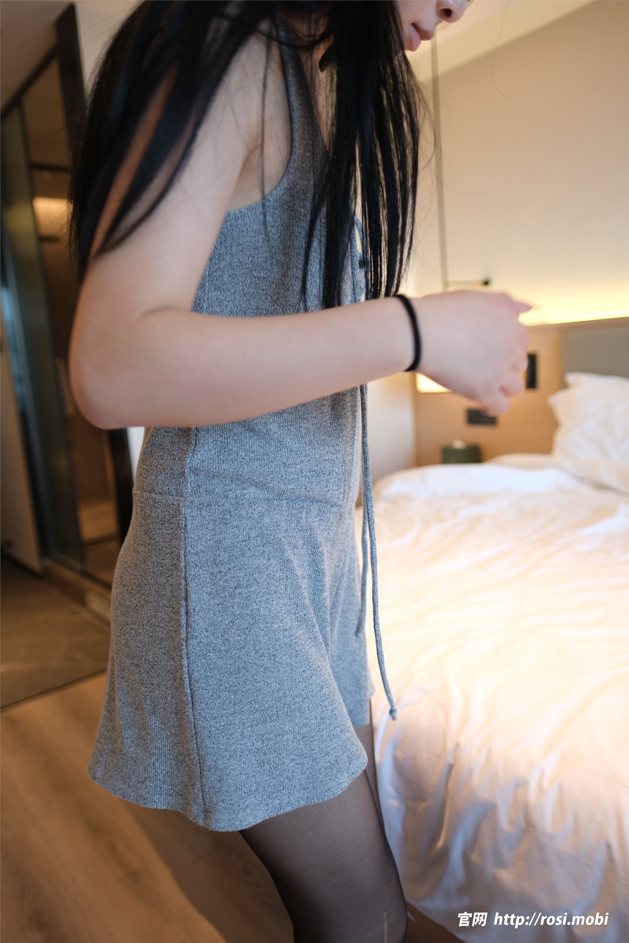 ROSI写真 2025.02.03 NO.4809